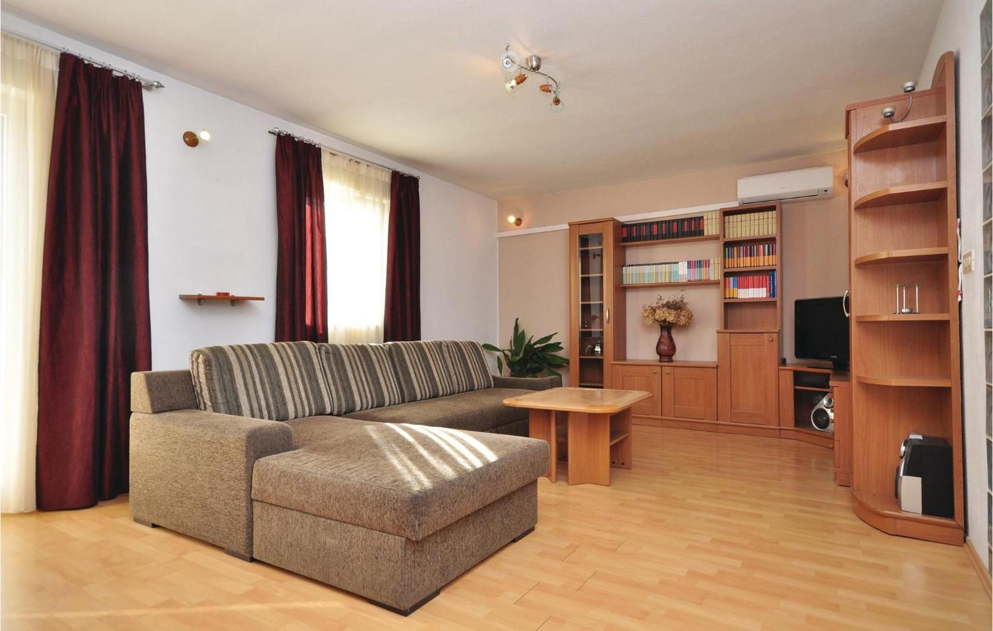 3 Bedroom Awesome Apartment In ปูชิสชา ภายนอก รูปภาพ